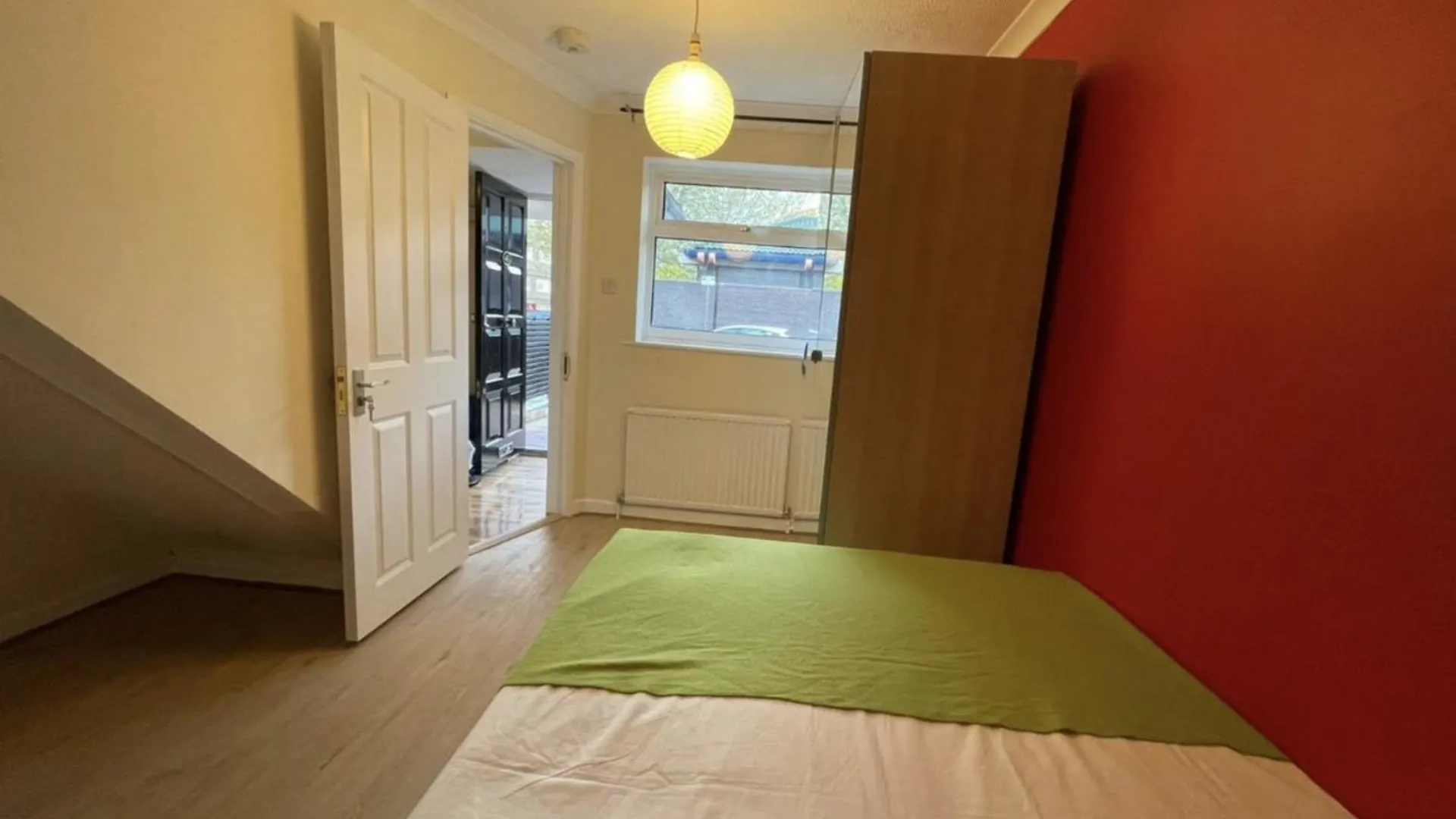 Cozy Urban Retreat: Shared Flat Living In The Heart Of E14 Apartman London Homestay szállás