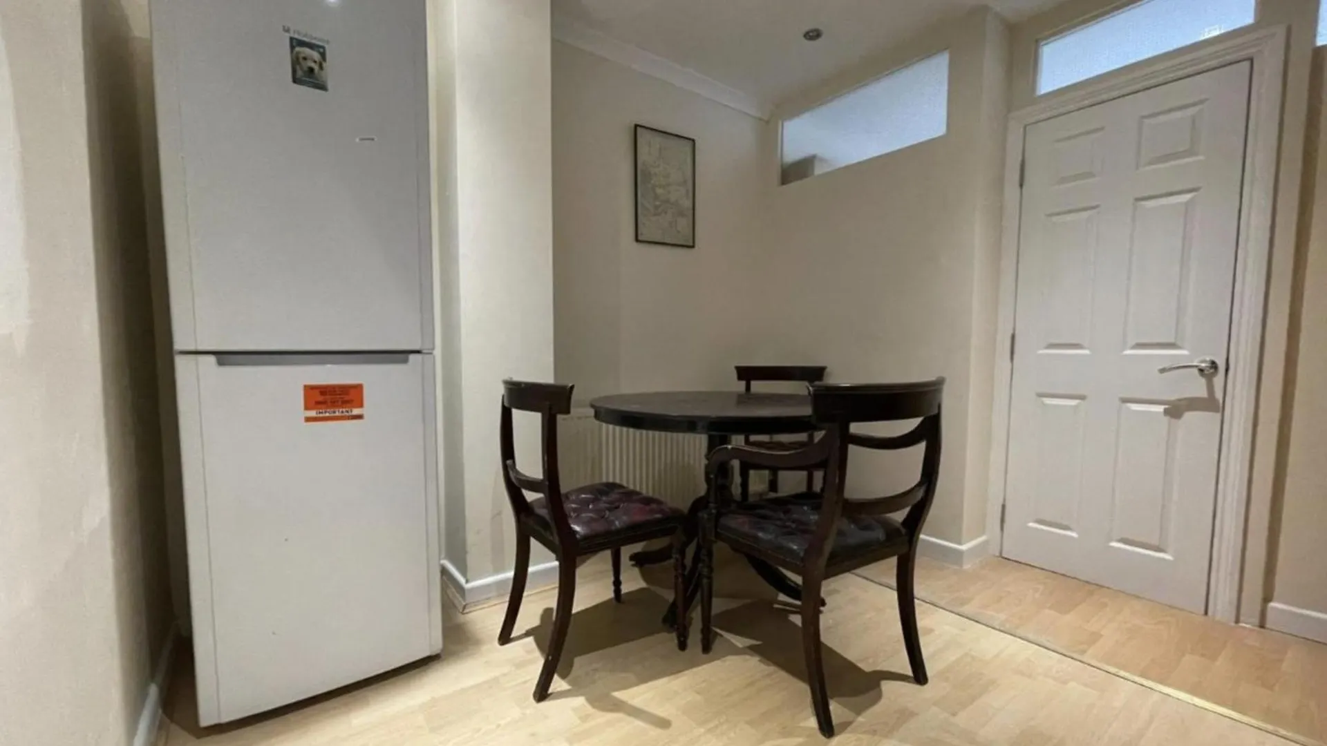 Cozy Urban Retreat: Shared Flat Living In The Heart Of E14 Apartment London United Kingdom
